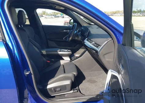 2025 BMW X2 xDrive28I z USA, uszkodzony, nr VIN WBX63GM01S5337287